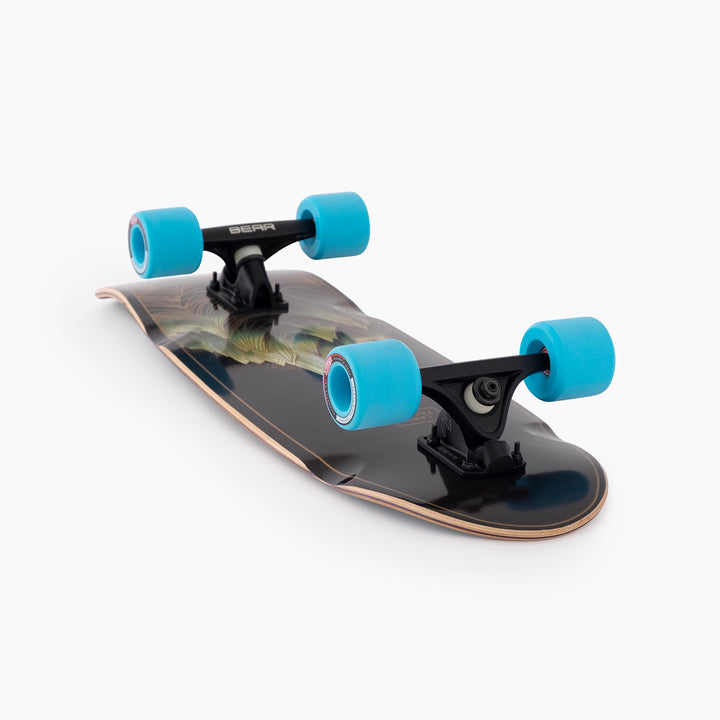 Patineta Landyachtz Tugbo Light Peack Carve 9.25" X 30"