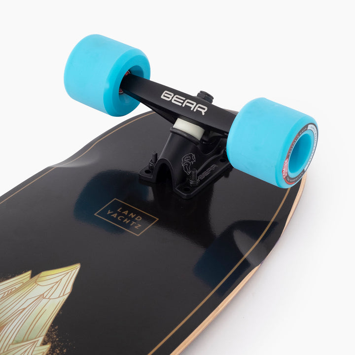 Patineta Landyachtz Tugbo Light Peack Carve 9.25" X 30"