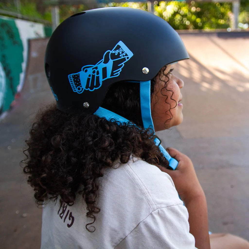 Casco Triple 8 Skate Like A Girl (Negro)