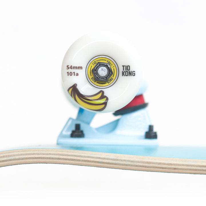 Patineta Tio Kong King of the Ocean Aqua 7.5" ( 8.25") X 31"